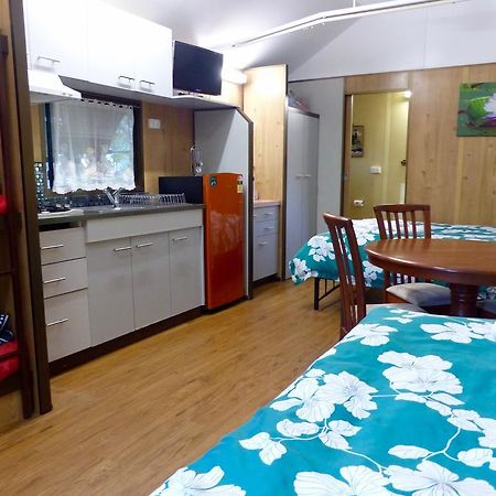 Lake Eacham Tourist Park & Cabins Екстер'єр фото